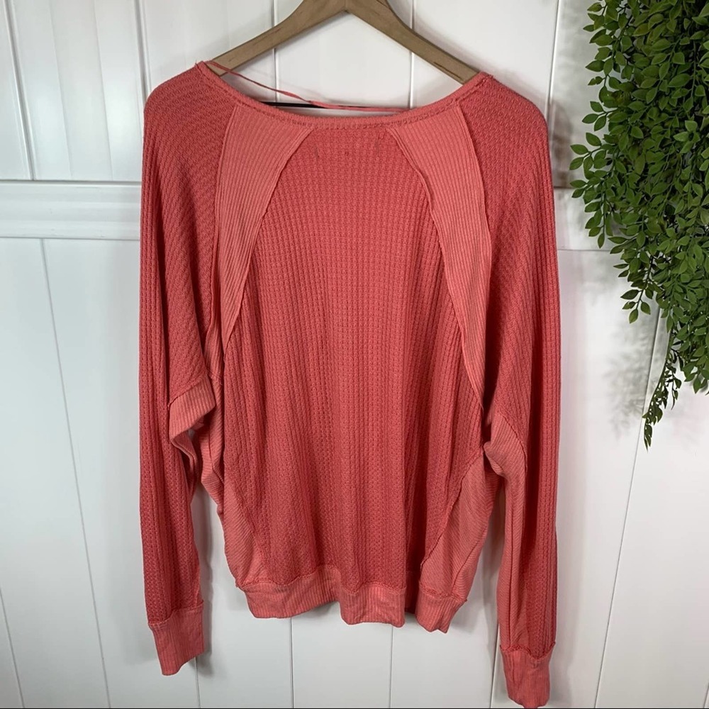 Free People Prairie Rose Pink Santa Clara Thermal V-neck Top Medium OB967840 - Picture 6 of 9
